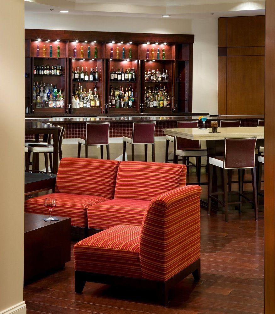 Готель Richmond Marriott Екстер'єр фото