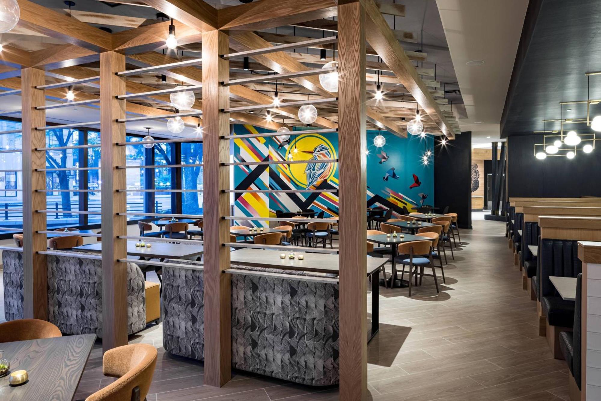 Готель Richmond Marriott Екстер'єр фото