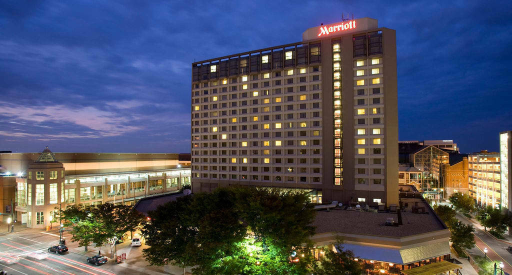 Готель Richmond Marriott Екстер'єр фото
